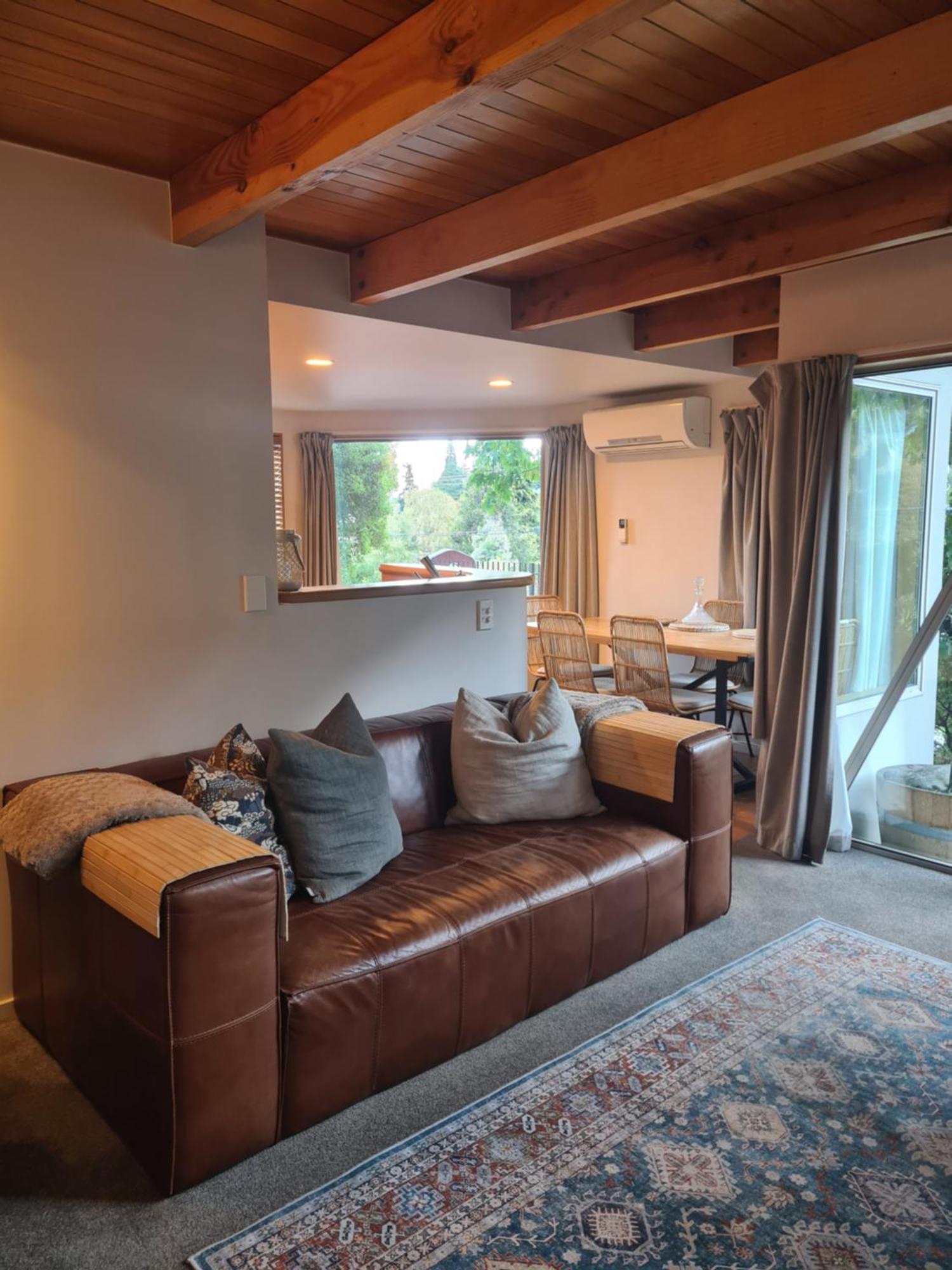 Villa 10 - Central Stylish Apartment Queenstown Exterior photo
